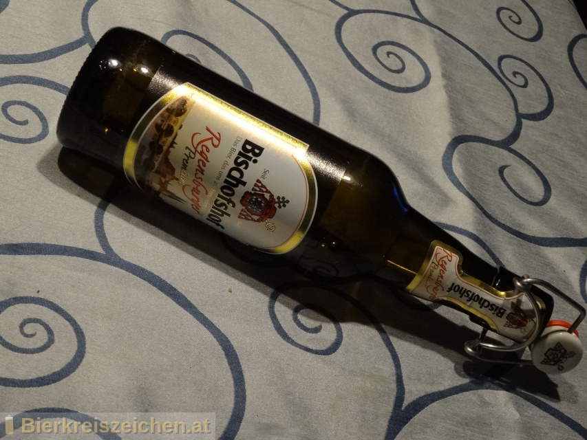 Foto eines Bieres der Marke Bischofshof - Regensburger Premium aus der Brauerei Brauerei Bischofshof e.K.