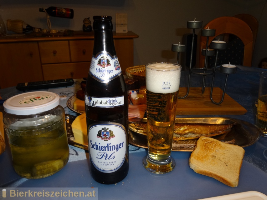 Foto eines Bieres der Marke Schierlinger Pils aus der Brauerei Pils-Brauerei Schierling