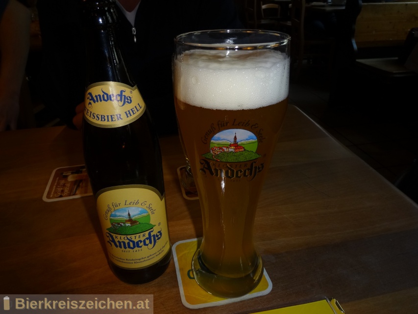 Foto eines Bieres der Marke Andechser Weibier Hefetrb aus der Brauerei Klosterbrauerei Andechs