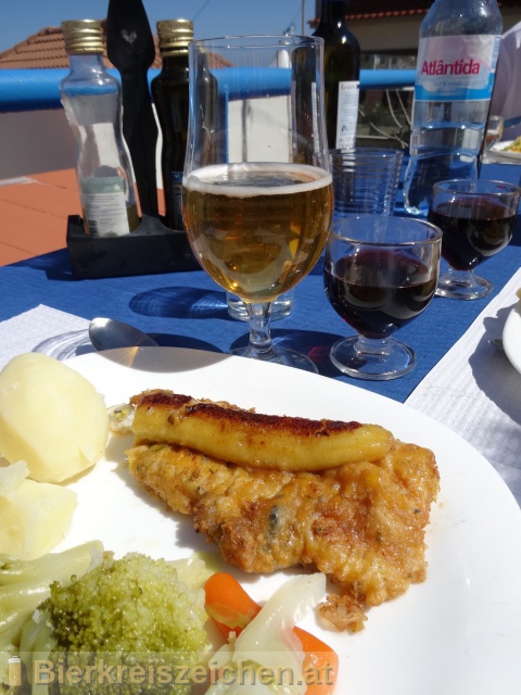 Foto eines Bieres der Marke Coral Branca aus der Brauerei Cerveja Coral