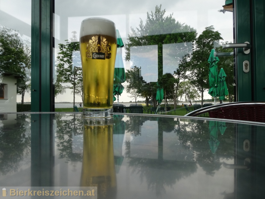 Foto eines Bieres der Marke Gösser Märzen aus der Brauerei Brauerei Göss