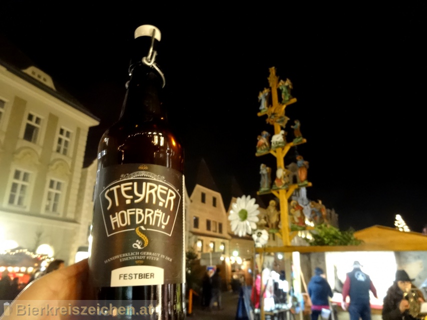 Foto eines Bieres der Marke Festbier aus der Brauerei Steyrer Hofbräu