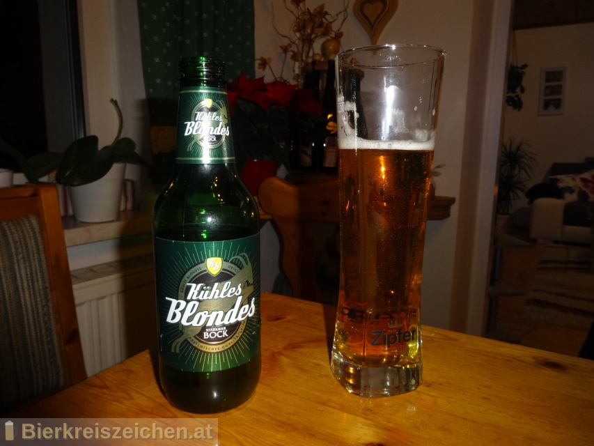 Foto eines Bieres der Marke Khles Blondes - Bock aus der Brauerei Ottakringer Brauerei