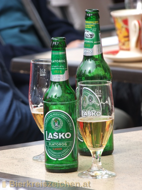 Foto eines Bieres der Marke Laško Zlatorog aus der Brauerei Pivovarna Laško