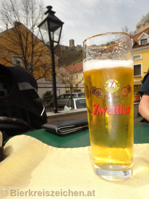 Foto eines Bieres der Marke Zwettler Export Lager aus der Brauerei Privatbrauerei Zwettl