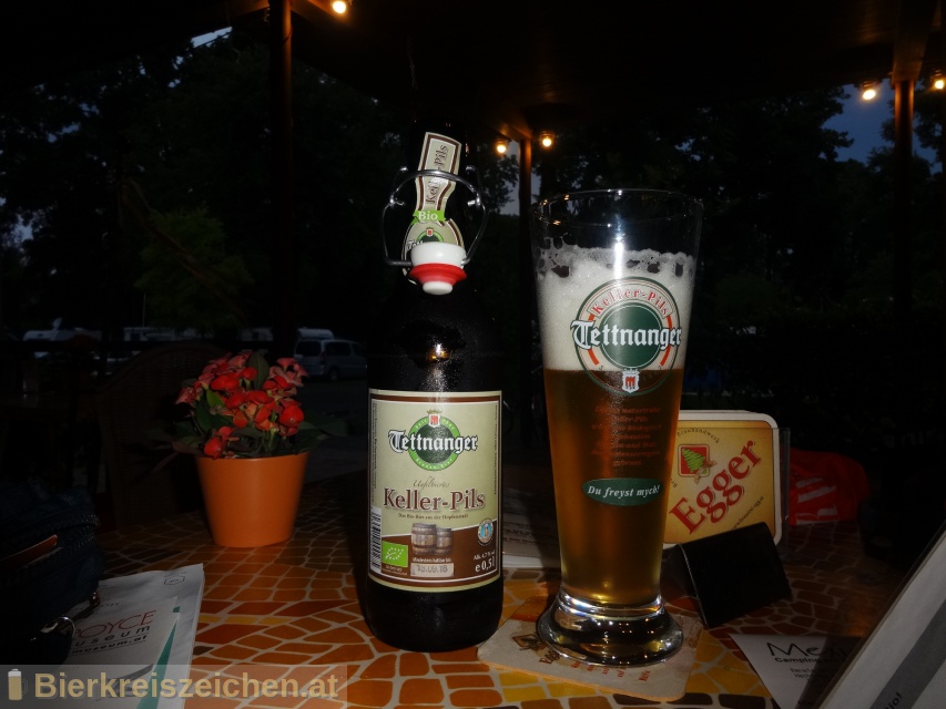 Foto eines Bieres der Marke Tettnanger Keller-Pils aus der Brauerei Tettnanger Kronenbrauerei