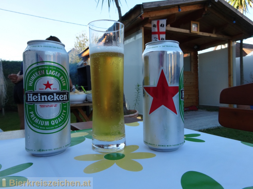 Foto eines Bieres der Marke Heineken Premium Lager aus der Brauerei Heineken