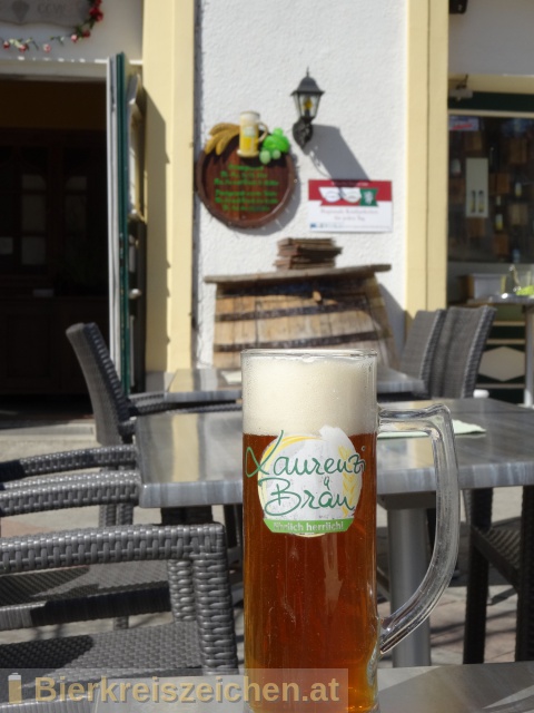 Foto eines Bieres der Marke Osterbier aus der Brauerei Laurenzibräu