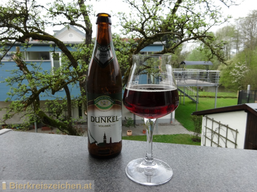 Foto eines Bieres der Marke Grieskirchner Dunkel Vollbier aus der Brauerei Brauerei Grieskirchen