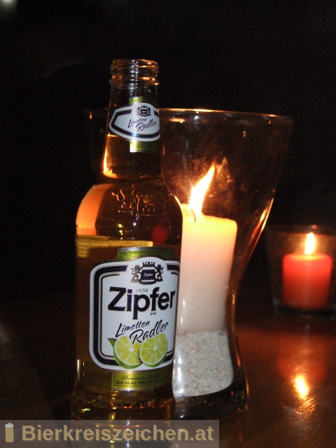 Foto eines Bieres der Marke Zipfer Limetten Radler aus der Brauerei Brauerei Zipf