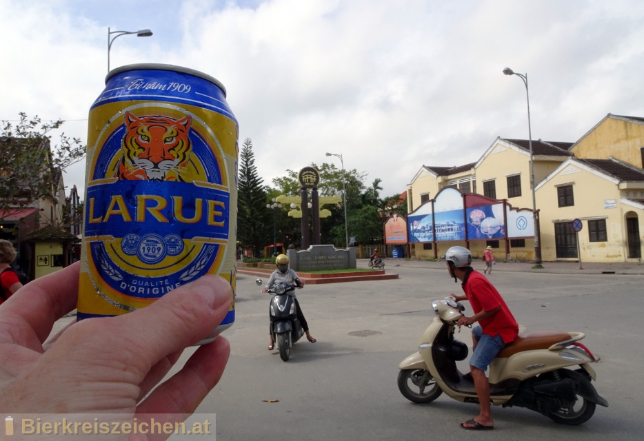 Foto eines Bieres der Marke Larue aus der Brauerei Heineken Vietnam Brewery