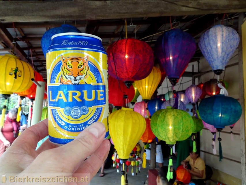 Foto eines Bieres der Marke Larue aus der Brauerei Heineken Vietnam Brewery