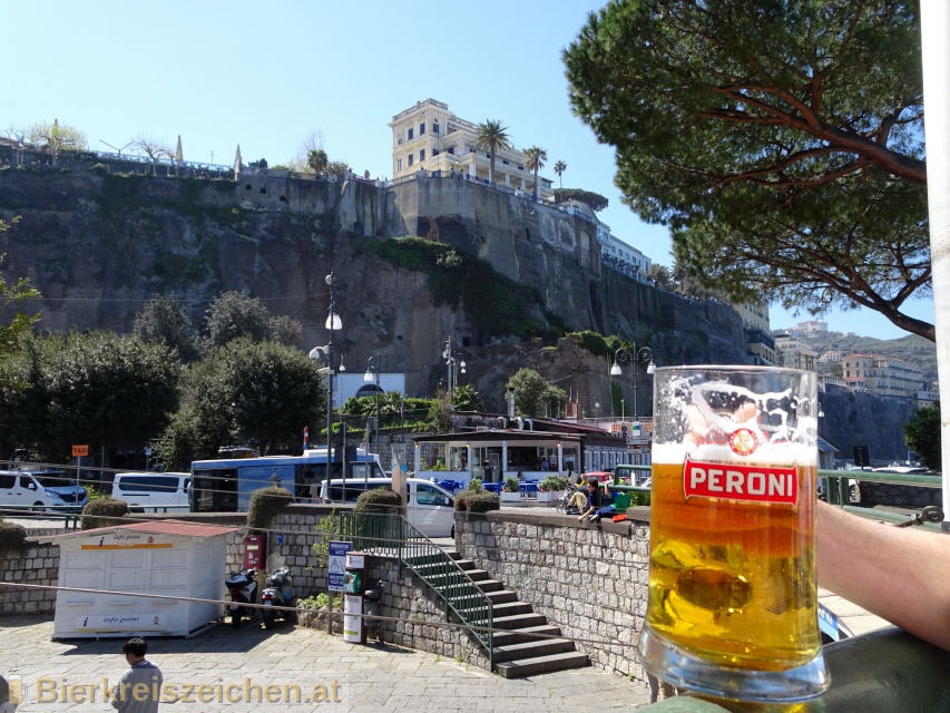 Foto eines Bieres der Marke Peroni aus der Brauerei Birra Peroni S.p.A.