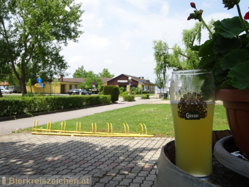 Foto eines Bieres der Marke Gsser NaturRadler aus der Brauerei Brauerei Gss