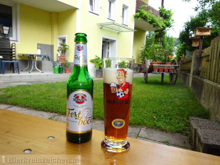 Foto eines Bieres der Marke Schnaitl Festbock aus der Brauerei Brauerei Schnaitl