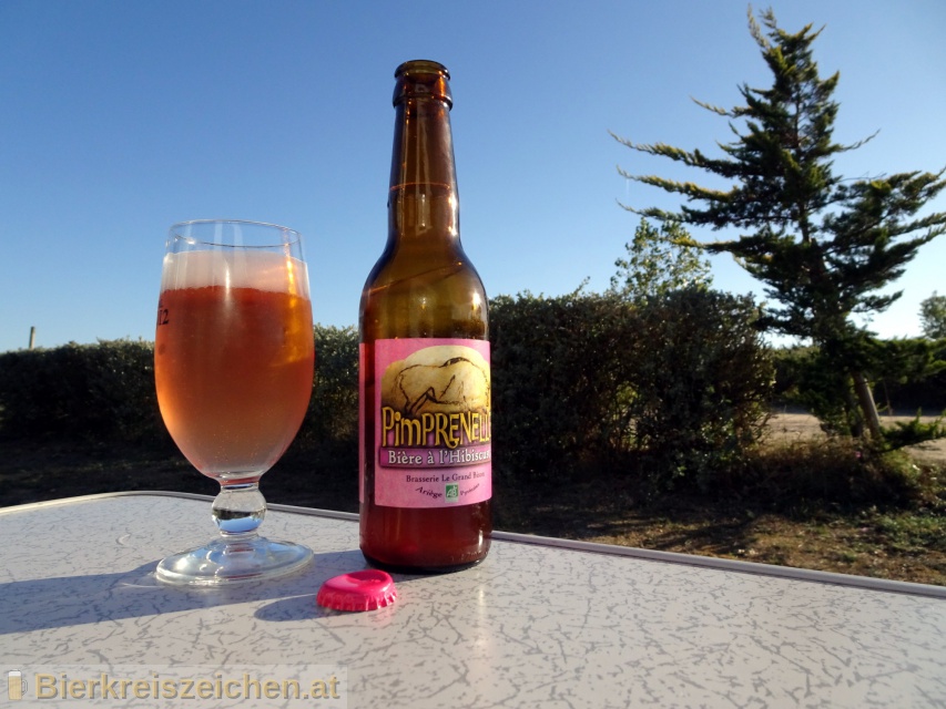 Foto eines Bieres der Marke Pimprenelle Bire  l`  Hibiscus aus der Brauerei Brasserie artinsanale Le Grand Bison