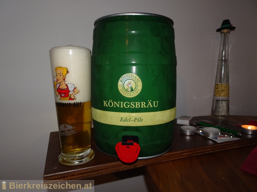 Foto eines Bieres der Marke Knigsbru Edel-Pils aus der Brauerei Knigsbru Majer GmbH&Co KG