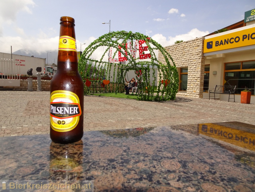 Foto eines Bieres der Marke Cerveza Pilsener aus der Brauerei Cervecera Nacional