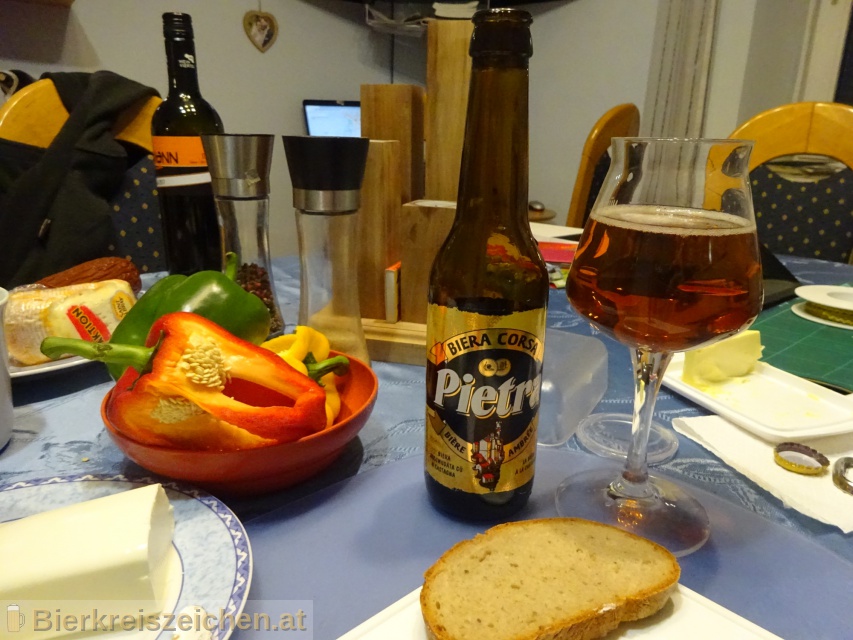 Foto eines Bieres der Marke Pietra aus der Brauerei Brasserie Pietra