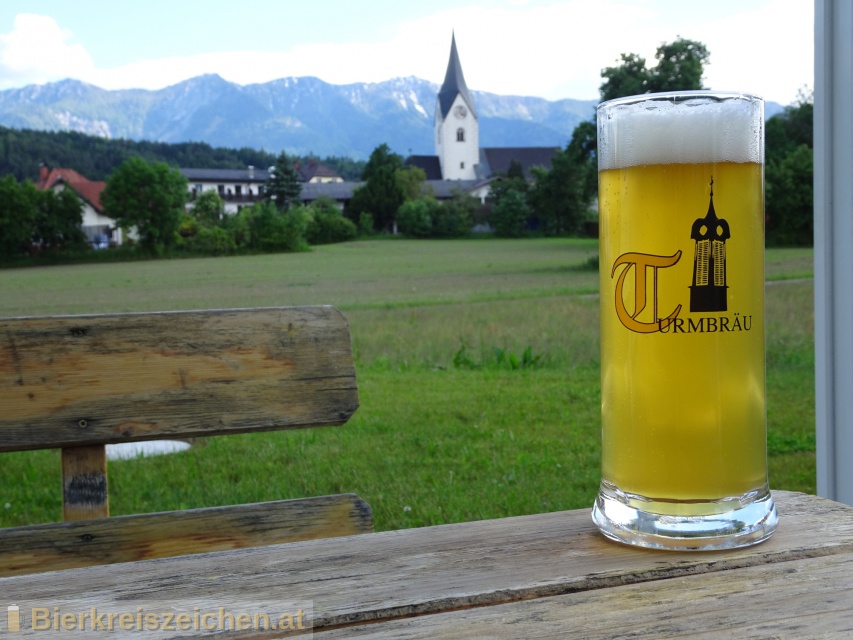 Foto eines Bieres der Marke Turmbru Helles aus der Brauerei Turmbru Hausbrauerei Melcher