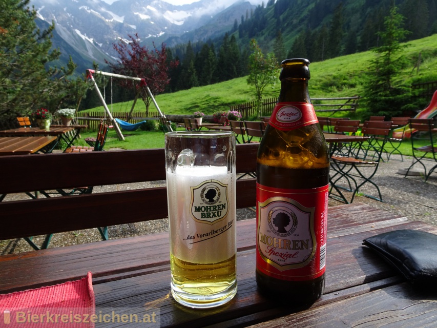 Foto eines Bieres der Marke Mohren Spezial aus der Brauerei Mohrenbrauerei