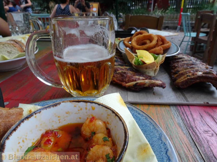 Foto eines Bieres der Marke Pilsner Urquell aus der Brauerei Plzensky Prazdroj