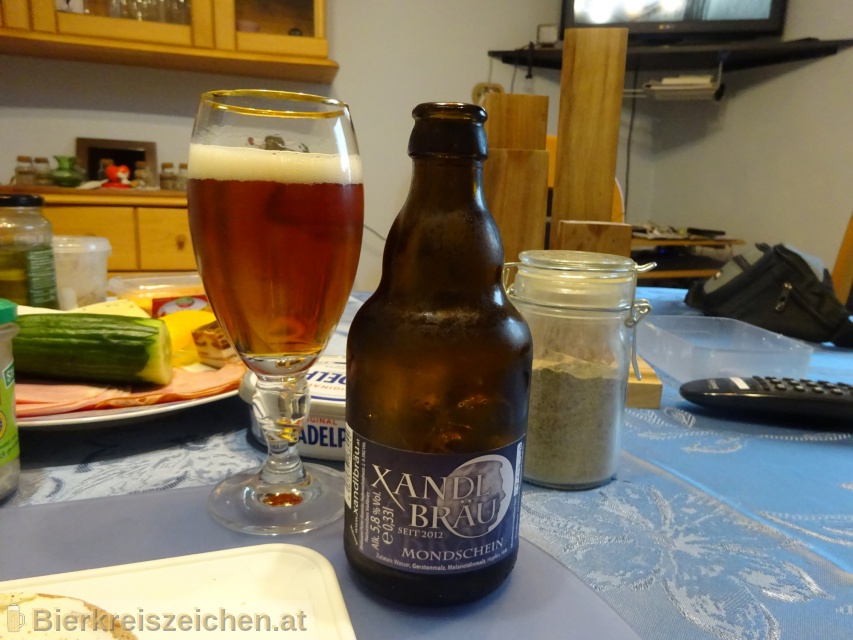 Foto eines Bieres der Marke Xandl Bru Mondschein aus der Brauerei Xandlbru