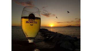 Bild von Birra Moretti Premium Lager