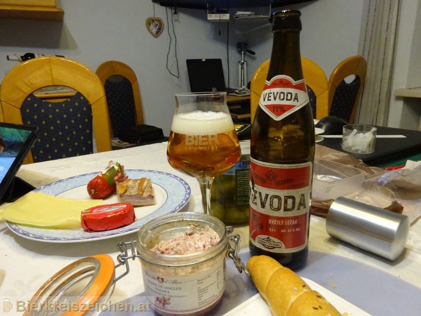 Foto eines Bieres der Marke Vvoda aus der Brauerei Pivovar Vysok Chlumec