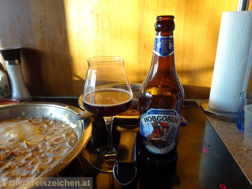 Foto eines Bieres der Marke Hobgoblin aus der Brauerei Wychwood Brewery
