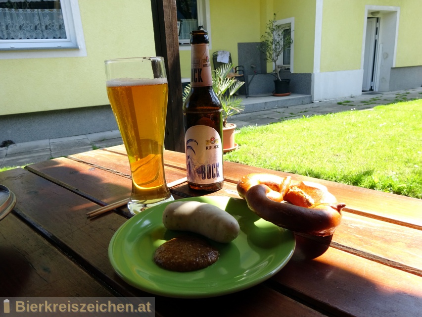 Foto eines Bieres der Marke Rieder Weibierbock aus der Brauerei Brauerei Ried
