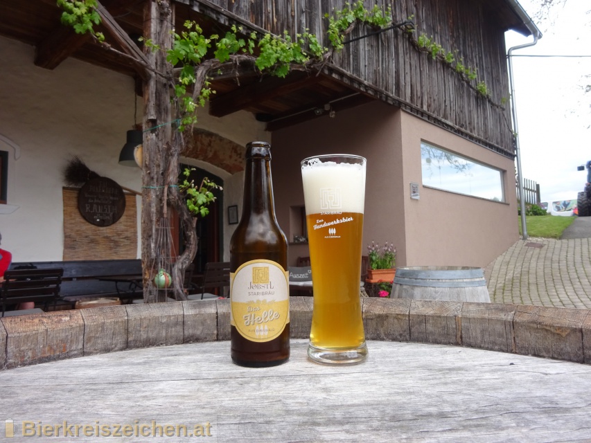 Foto eines Bieres der Marke Das Helle aus Eibiswald aus der Brauerei Jbstl Staribru