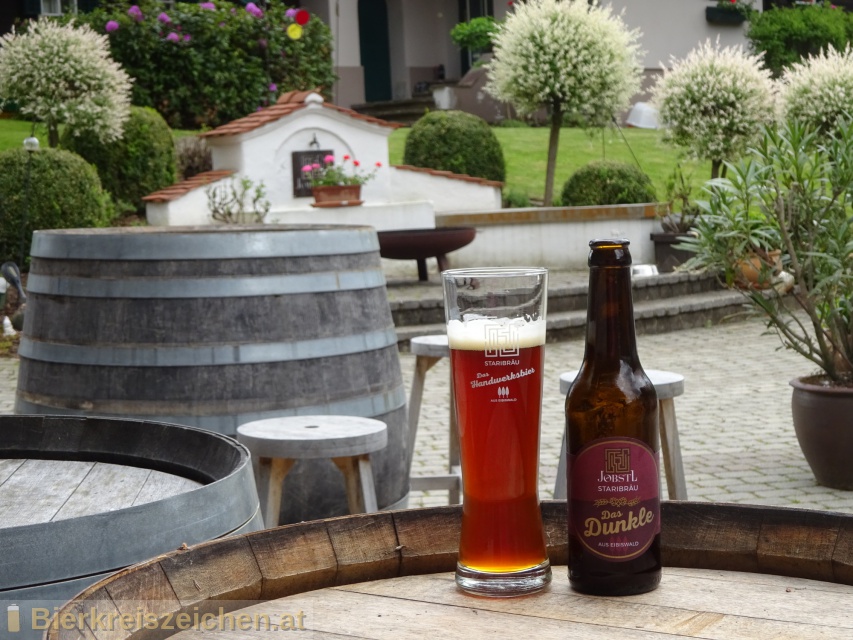 Foto eines Bieres der Marke Das Dunkle aus Eibiswald aus der Brauerei Jbstl Staribru