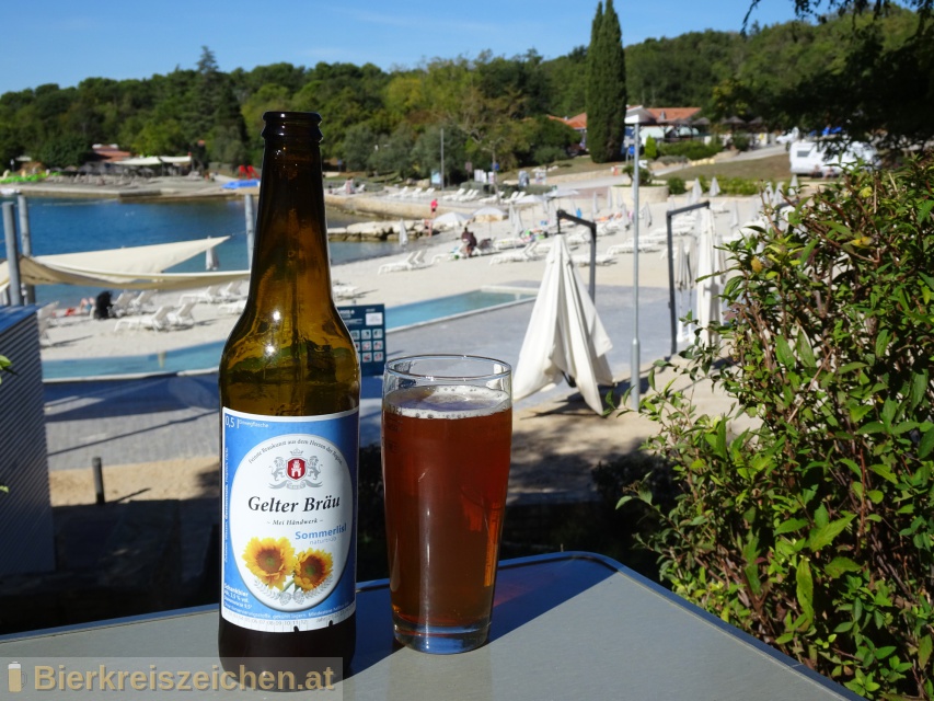 Foto eines Bieres der Marke Sommerlisl aus der Brauerei Gelter Bru