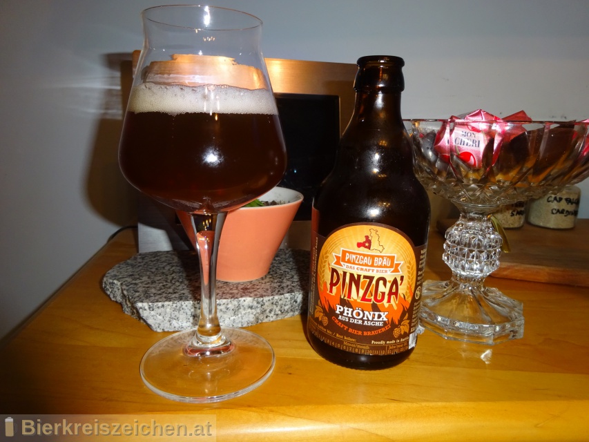 Foto eines Bieres der Marke Pinzga Phnix aus der Brauerei Pinzgau Bru
