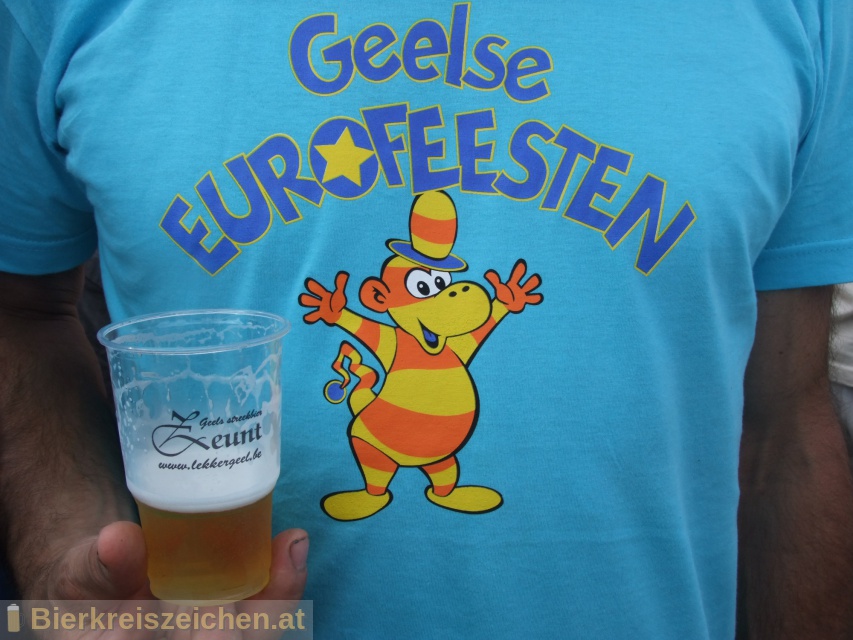 Foto eines Bieres der Marke Zeunt Geels Streekbier aus der Brauerei De 'Proef' Brouwerij