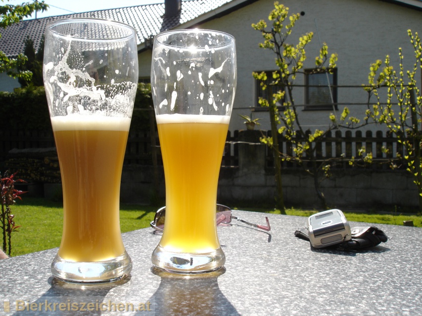 Foto eines Bieres der Marke Kapuziner Weibier aus der Brauerei Kulmbacher Brauerei