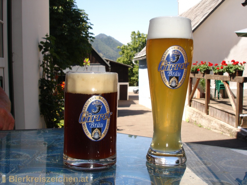 Foto eines Bieres der Marke Zeller Gold aus der Brauerei Girrer Bräu - Wirtshausbrauerei Mariazell