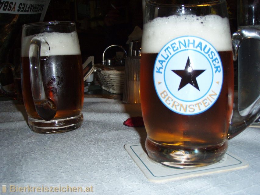 Foto eines Bieres der Marke Kaltenhauser Bernstein aus der Brauerei Hofbräu Kaltenhausen