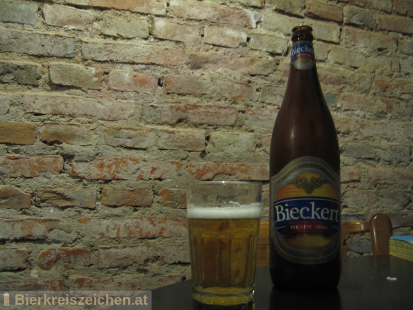 Foto eines Bieres der Marke Bieckert aus der Brauerei Cervecera y Maltera Quilmes
