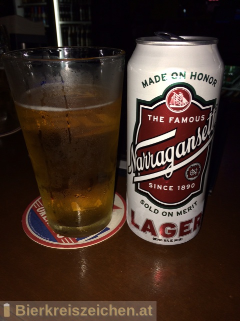 Foto eines Bieres der Marke Narragansett Lager aus der Brauerei Narragansett Brewing Company, Rhode Island
